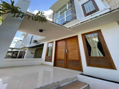 Dijual Rumah 2 Lantai 120/200 di Perumahan Samantha Nusa Dua Bali