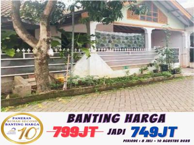 Dijual rumah 2 lantai LT.165m kamar 4 daerah Pinang Ciledug