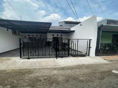 Dijual Rumah di Kampung Dua Jaka Sampurna Bekasi. Baru Renovasi.