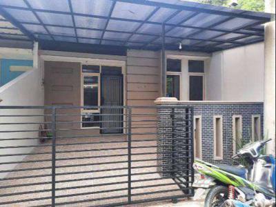 Dijual rumah luas tanah 73m dalam cluster samping taman kota 2 BSD