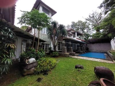 Dijual Rumah Mewah di Taman Tirta Golf Bsd Tangerang Selatan