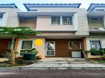 Disewakan Rumah 2 Lt Semi Furnished di Virginia Village Gading Serpong