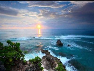 for Rent Atuh Lilin Beach Front Cliff Front Nusa Penida 1.3 km Mr Sal