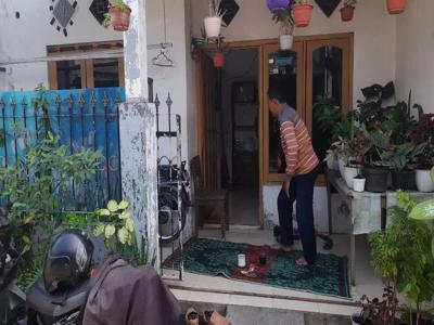 Jual rumah di perumah harga 350 nego kondisi siap huni, butuh uang