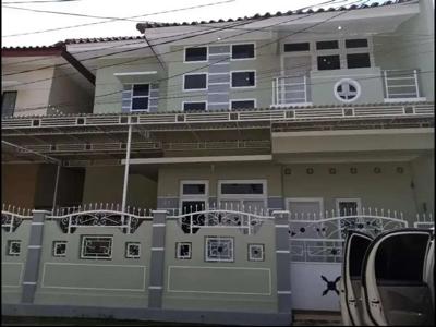 Jual rumah Jl. R. Sekamto sebelah PTC dan hotel Maxone Hrg : 2,650 M