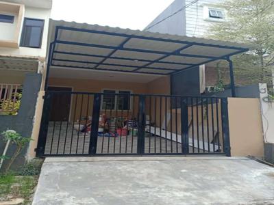 Rumah bangunan baru di Regency Melati Mas dekat pintu tol Jelupang