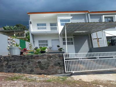 Rumah cantik 2lantai jatihandap dekat terminal cicaheum , cijambe