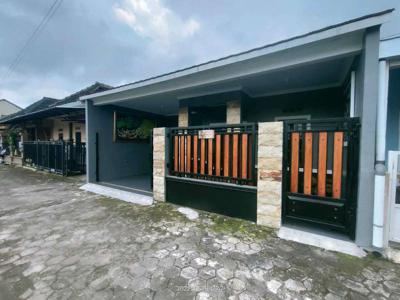 Rumah View Merapi Jakal Km 10, SHM IMB lengkap