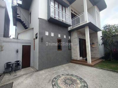 4 Bedrooms Villa For Rent In Kayu Tulang, Canggu