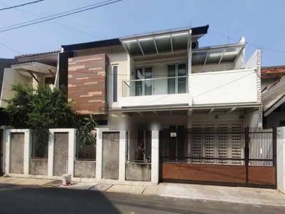 Rumah Dijual Cantik Nyaman Dalam Komplek, Tomang, Jakarta Barat