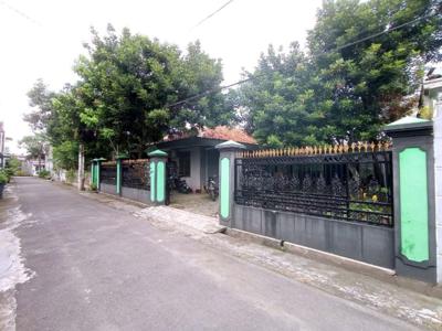 Rumah induk dan kos strategis dekat kampus UMS Surakarta