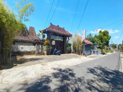 Rumah Mewah Etnik Jawa di Maguwoharjo
