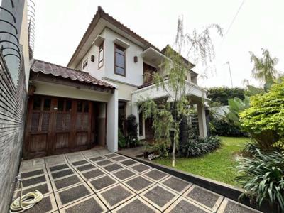 Rumah Mewah Luas di Billymoon Pondok Kelapa Jakarta Timur
