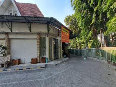 SEWA RUMAH HOOK DIPONEGORO SURABAYA PARKIR LEBAR