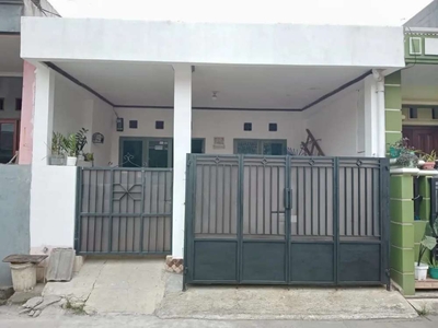 Dijual rumah cantik luas 60m² di Taman Cibinong Asri