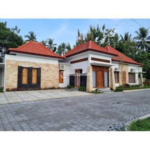 Dijual Villa Magelang Termurah LT.177m2 LB.95m2 3KT 2KM Full Furnished - Magelang