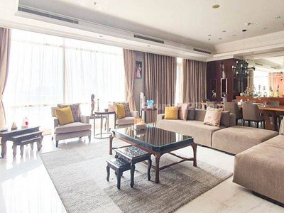 Jual Apartemen Botanica 3 BR + 1 Study Furnished Bagus Jakarta Selatan