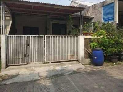 L- Rumah dijual cepat, LT92m dalam perumahan di serua bojongsari