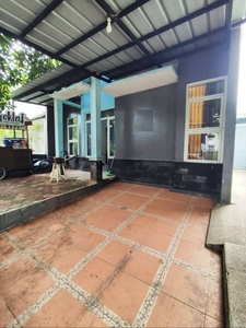 L- Rumah hook LT.98m di perumahan daerah serua bojongsari bisa KPR