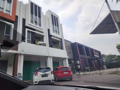 Ruko 3 lantai terdepan gandeng 2 menghadap jalan boulevard