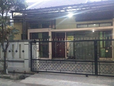 Rumah bagus di komplek kinagara regency bojongsoang dekat Podomoro
