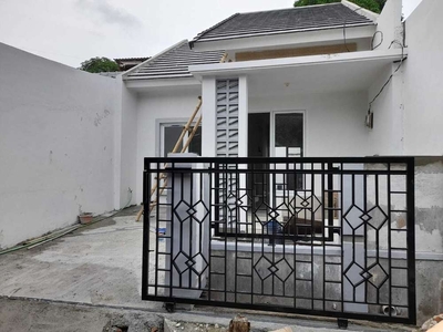 Rumah Baru di Vila Bekasi Indah 2 , Bebas Banjir