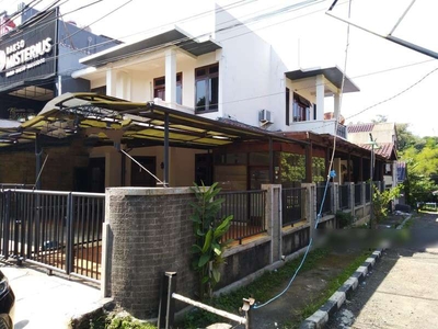 Rumah Tempat usaha Pinggir Jalan Utama Pandu Raya