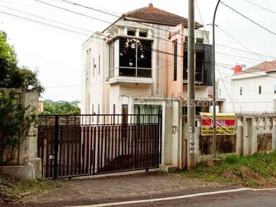 Rumah Aman Dan Nyaman Di Jl. Telaga Bodas, Gajahmungkur Semarang