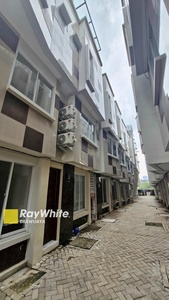 Disewa Brand new Aparthouse di Puri @ Kemang, Puri Mutiara, Cipet