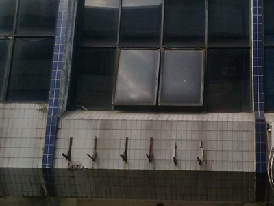 Ruko Renov 5 lantai ,cocok untuk kantor, gudang di Karang Anyar Jakarta -Pusat