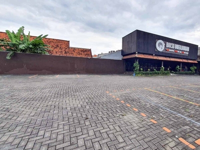 Disewa Rumah di Raya A. Yani Surabaya, Nol Jalan Raya, Cocok untu