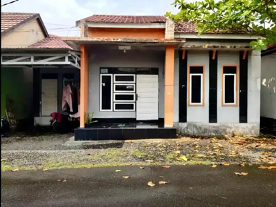 D kontrakan rumah d Banjar masin kota Kayu tngi komplek meranti 10