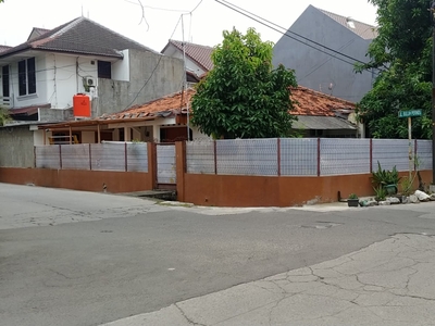 Dijual Dijual Rumah Tua Asri Hook Strategis Buluh Perindu Pondok