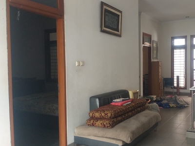 Dijual Jual Murah!!! Rumah Cantik di Kota Wisata, pintu pintu jat