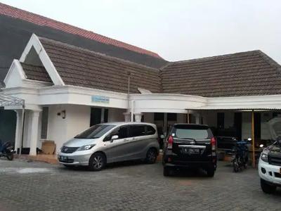 Rumah di jalan utama utan kayu JakTim Rekomendasi Bisnis Area