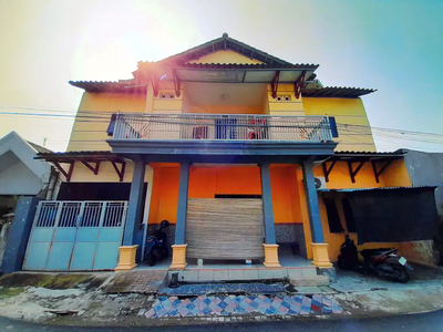 Rumah kos 2 lantai di Jombang Kota
