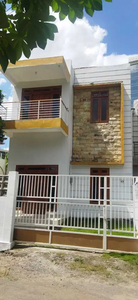 Rumah modern minimalis di Palagan