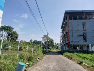 Tanah Kos Legalitas SHM Joyoagung Kota Malang