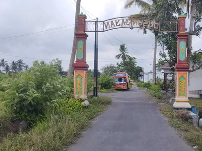 Tanah SLeman Dekat Pasar Gentan; Hook