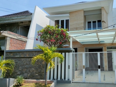 Dijual Rumah Gress Mewah Minimalis Modern Siap Huni Dharmahusada