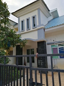 Dijual Cepat Rumah di Villa Bukit Indah, Batam Center