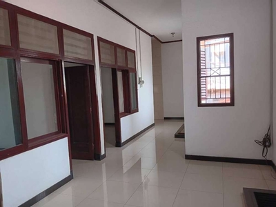 Dijual Rumah Komersial Usaha Jl. Biliton - Surabaya Pusat