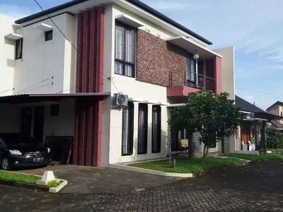 Dikontrakkan Rumah type 140 2 lt