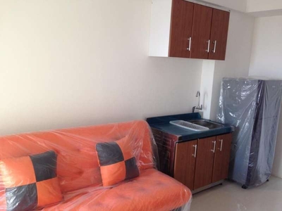 Disewakan Apartment Gunawangsa Tidar 2BR furnish
