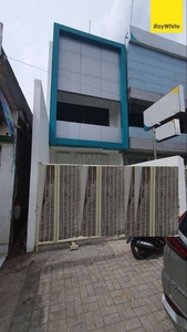 Disewakan Ruko 2.5 lantai di Rungkut Industri Kidul Surabaya