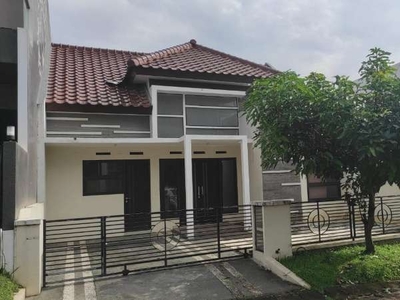 DISEWAKAN Rumah di Villa Puncak Tidar (VPT) blok AG,Malang