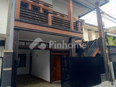Disewakan Rumah Siap Pakai di Sayap Jl. Sarijadi Raya Rp75 Juta/tahun | Pinhome