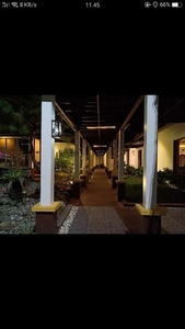 hotel di selatan bandara Adi Sumarmo solo