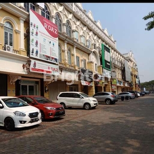 Ruko Mendrisio, 3 Lantai Hanya Untuk Kantor