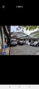 Rumah + Gudang Garasi luas Gatsu Barat Padang Sambian disewakan